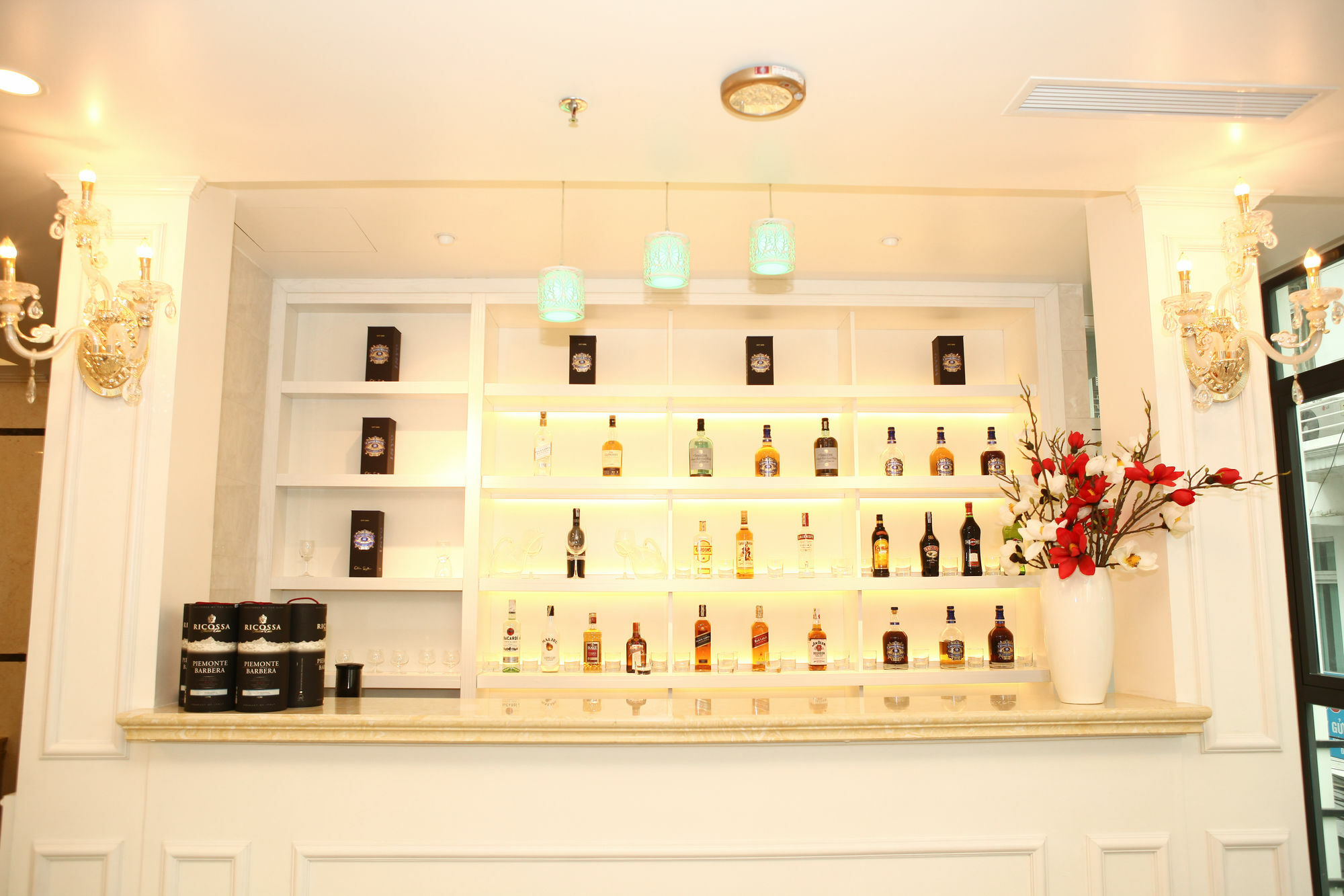 A1 Hill Hanoi Hotel Экстерьер фото
